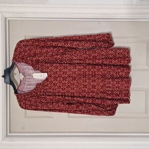 NWT Wonderly notch neck crepe top